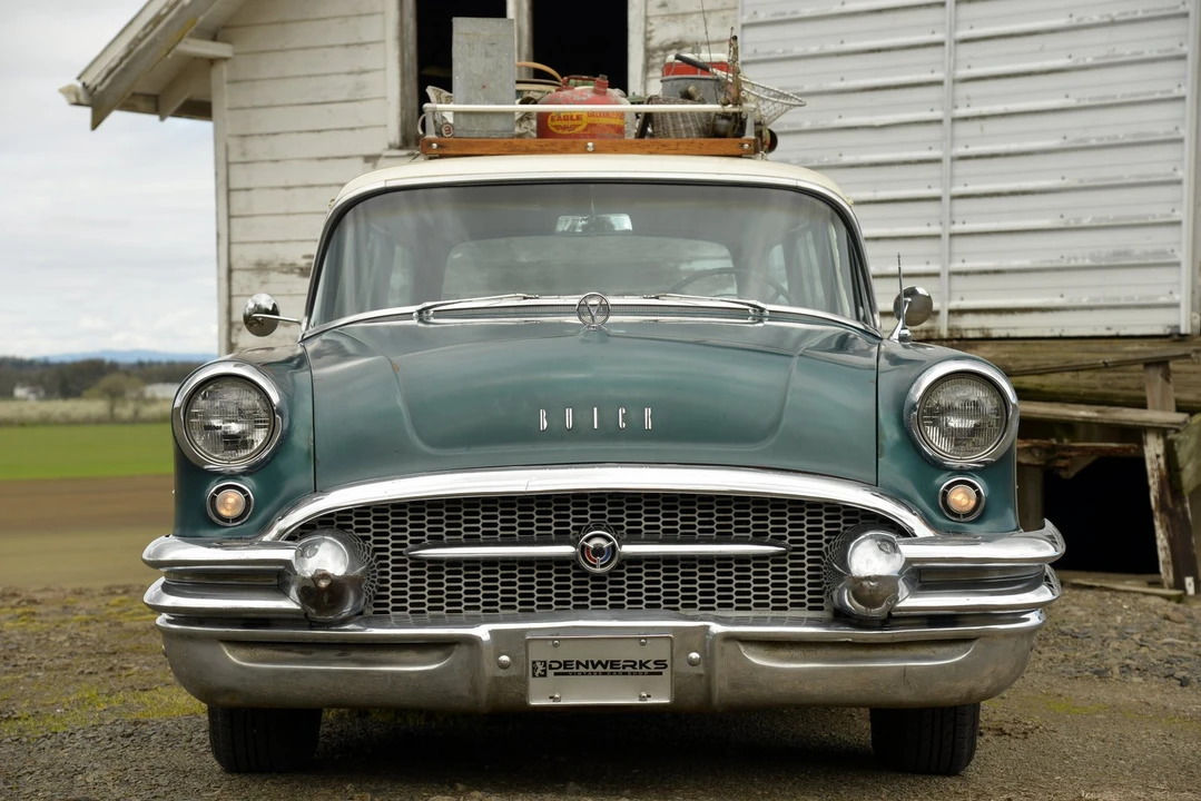 1955 Buick Century - Image 24 of 31