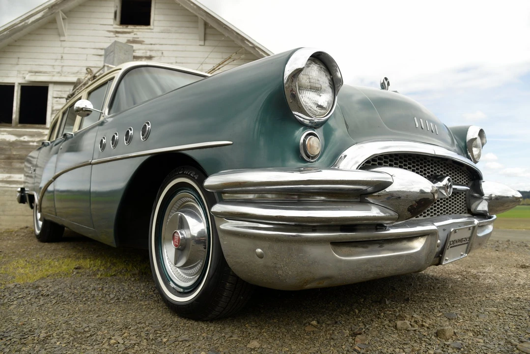 1955 Buick Century - Image 30 of 31