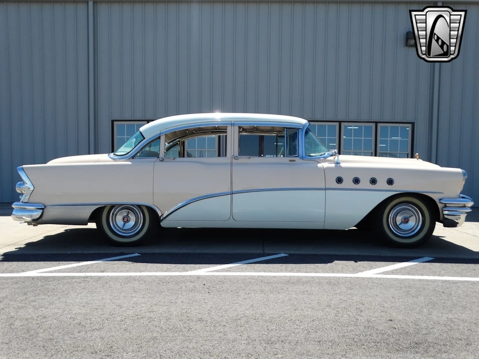 1955 Buick Roadmaster - Image 10 of 21