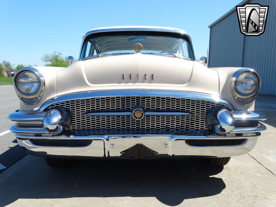 1955 Buick Roadmaster - Image 3 of 21
