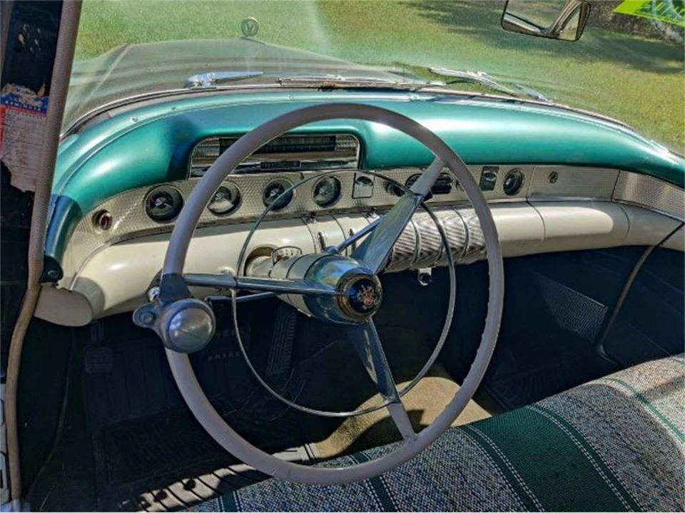 1955 Buick Roadmaster - Image 7 of 17