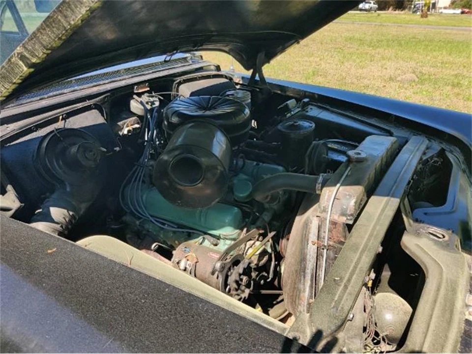 1955 Buick Roadmaster - Image 9 of 17