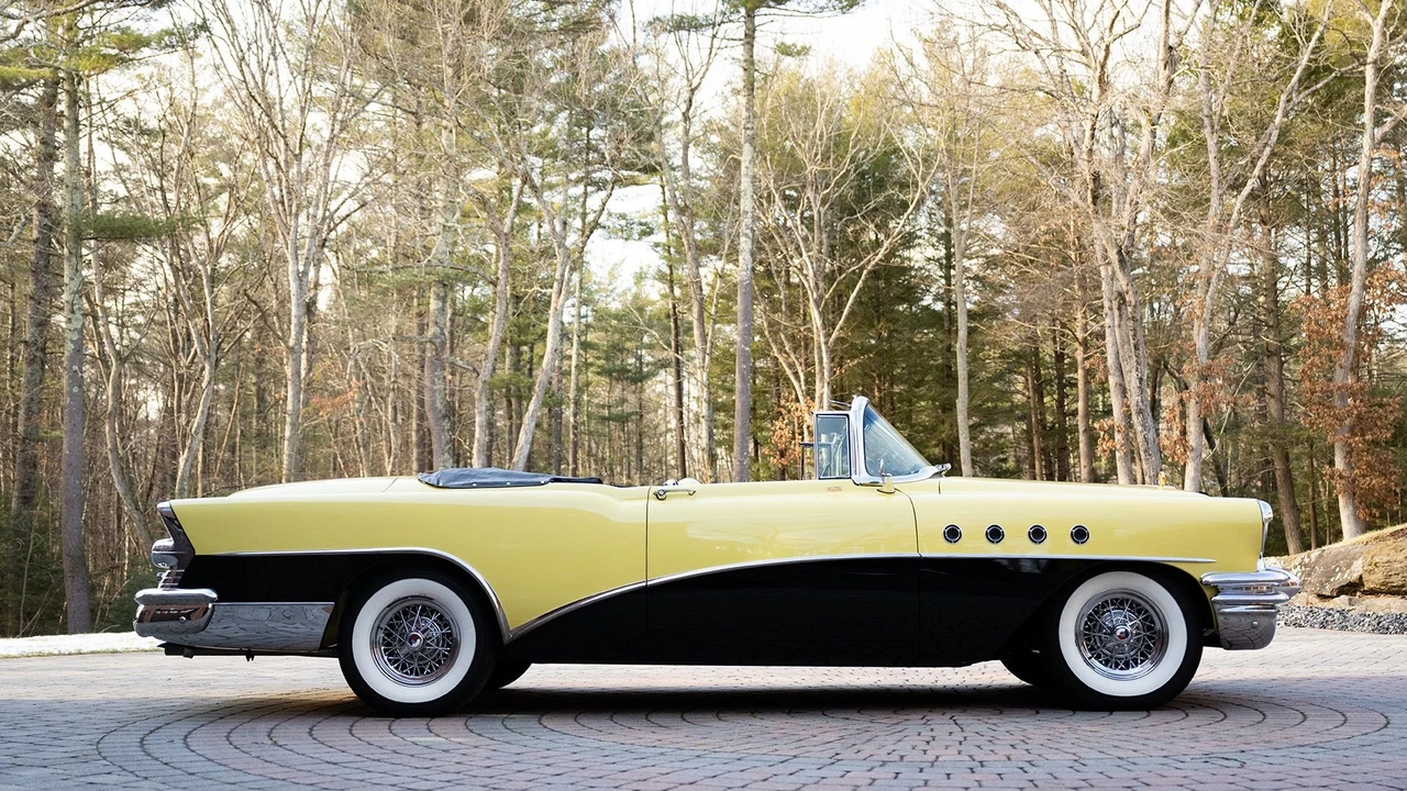 1955 Buick Roadmaster - Image 9 of 31