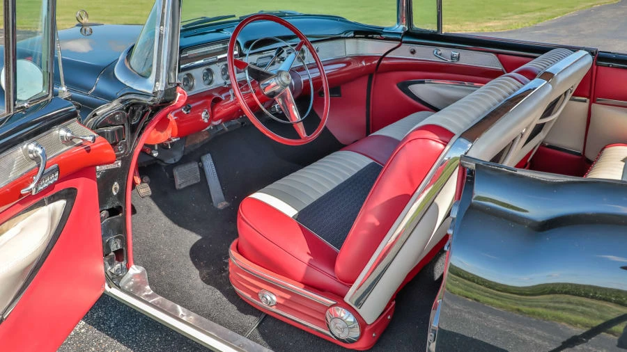 1955 Buick Roadmaster - Image 4 of 22