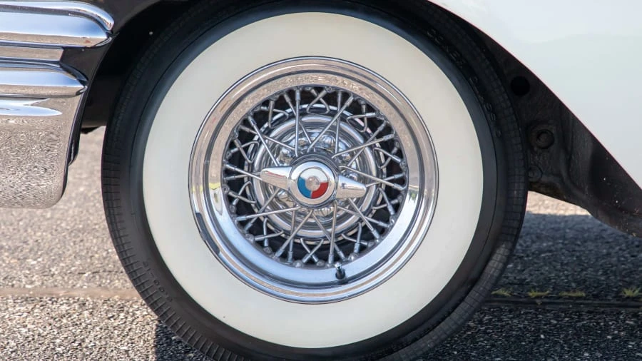 1955 Buick Roadmaster - Image 10 of 22
