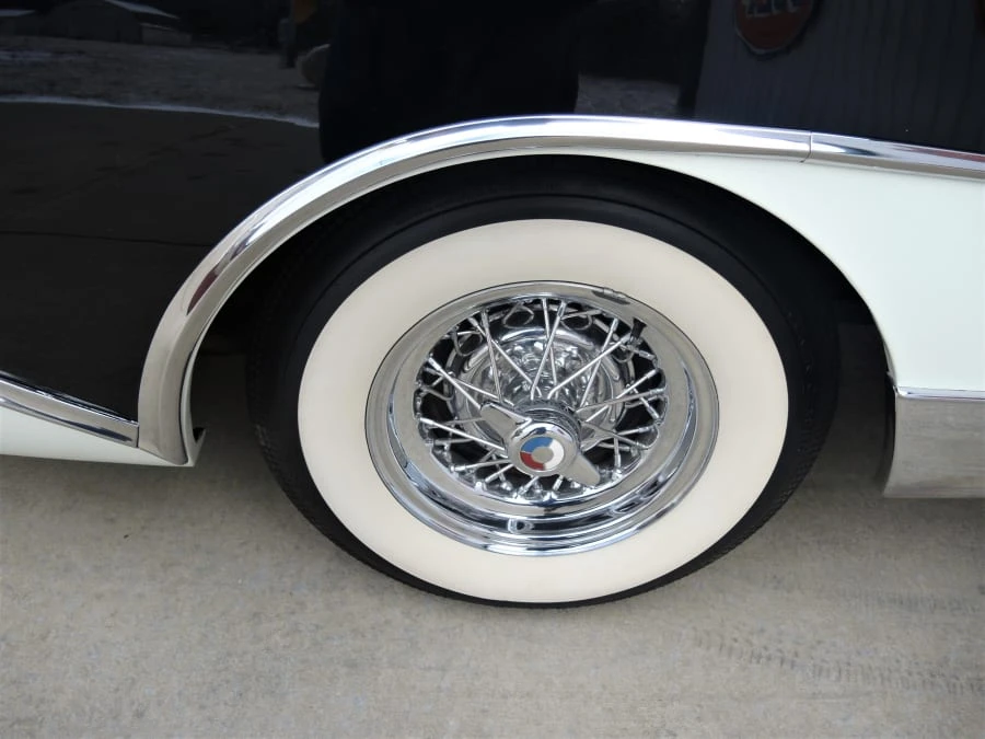 1955 Buick Roadmaster - Image 19 of 20
