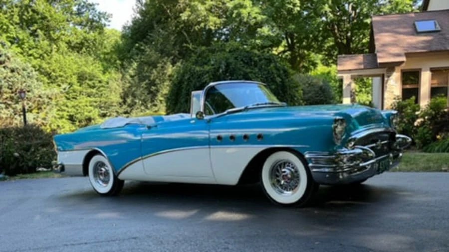 1955 Buick Roadmaster - Image 2 of 8