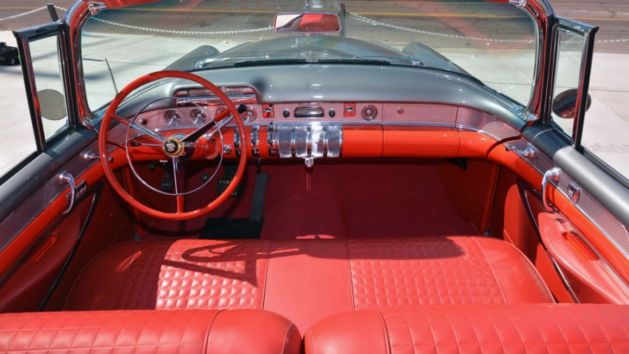 1955 Buick Roadmaster - Image 5 of 12