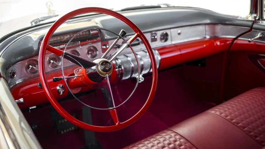 1955 Buick Roadmaster - Image 4 of 12