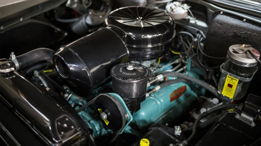 1955 Buick Roadmaster - Image 6 of 12