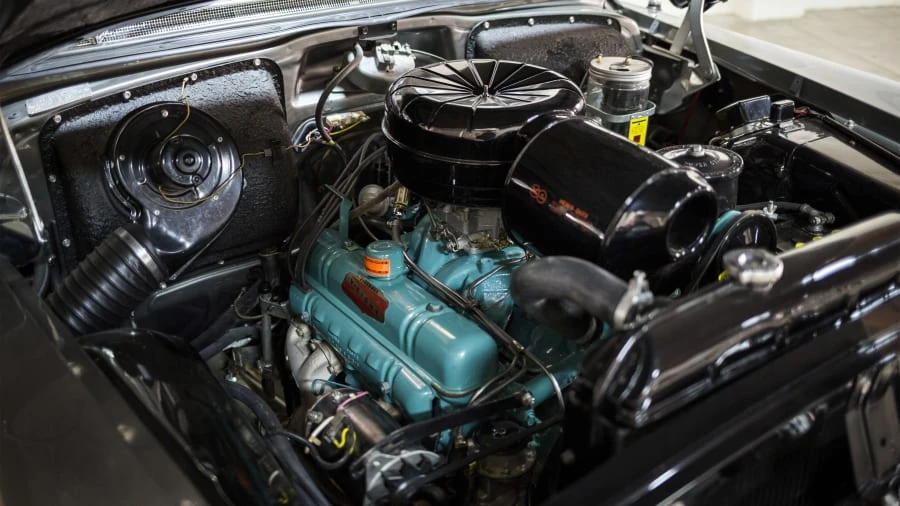 1955 Buick Roadmaster - Image 7 of 12