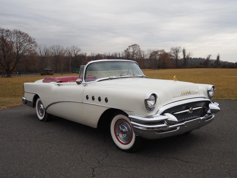 1955 Buick Roadmaster - Image 5 of 31
