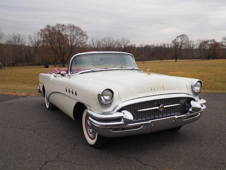 1955 Buick Roadmaster - Image 7 of 31