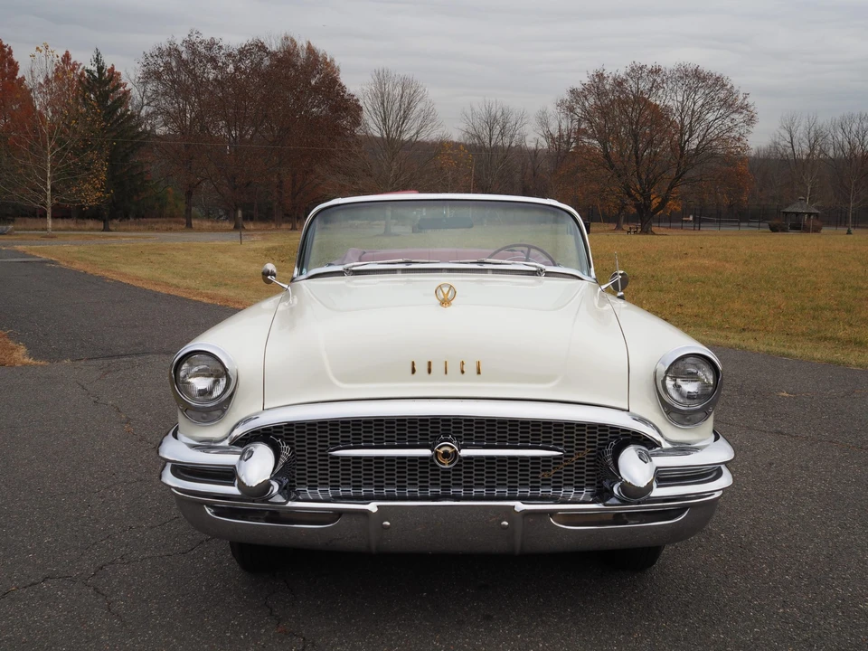 1955 Buick Roadmaster - Image 8 of 31