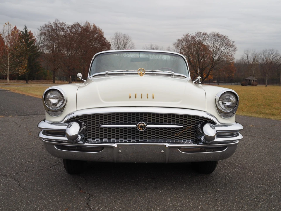 1955 Buick Roadmaster - Image 9 of 31