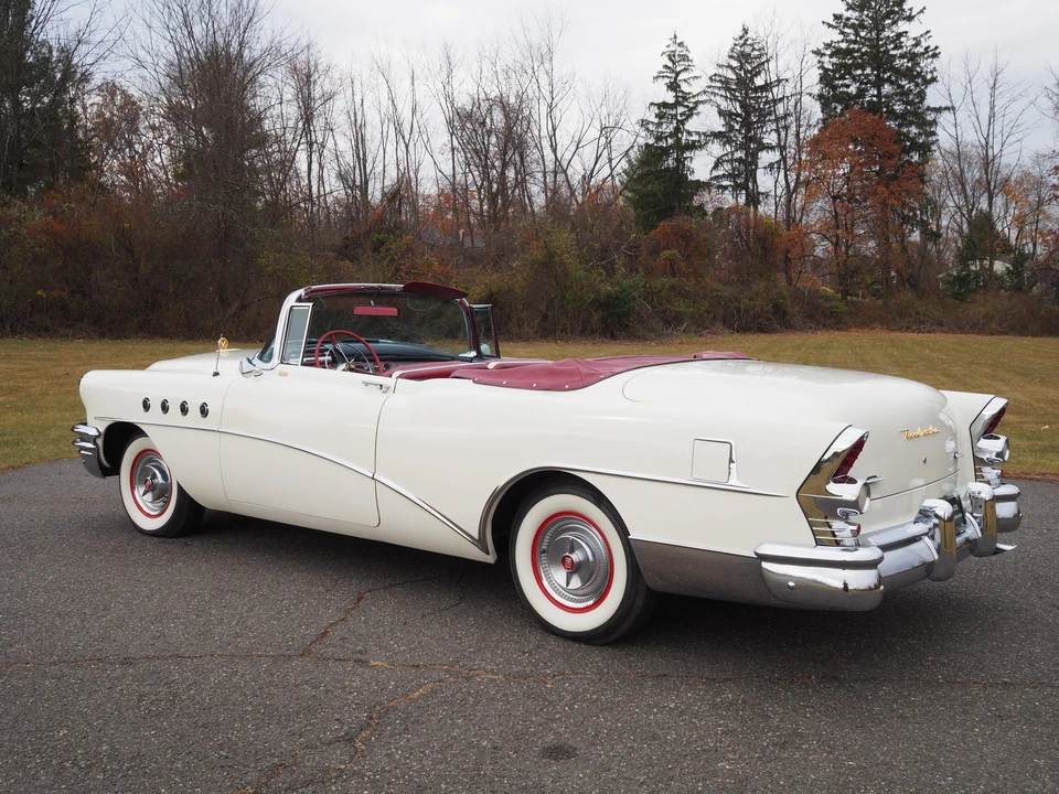 1955 Buick Roadmaster - Image 17 of 31