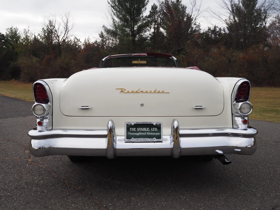 1955 Buick Roadmaster - Image 22 of 31