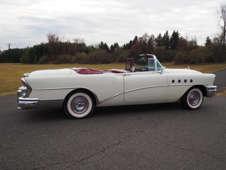 1955 Buick Roadmaster - Image 27 of 31