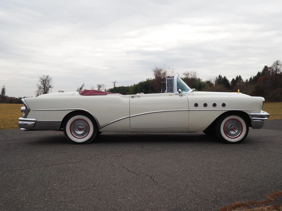 1955 Buick Roadmaster - Image 30 of 31