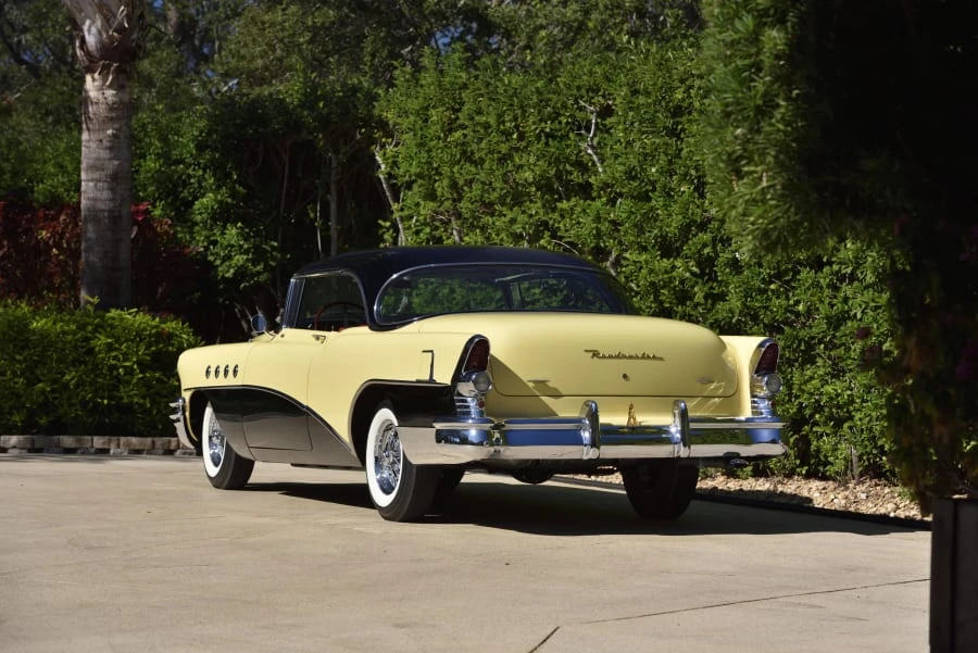 1955 Buick Roadmaster - Image 22 of 31