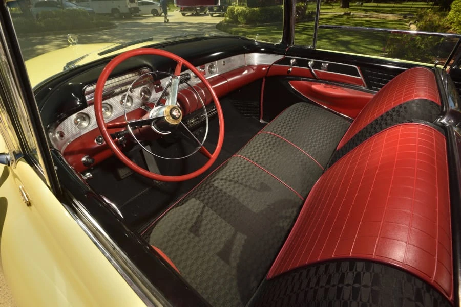 1955 Buick Roadmaster - Image 29 of 31
