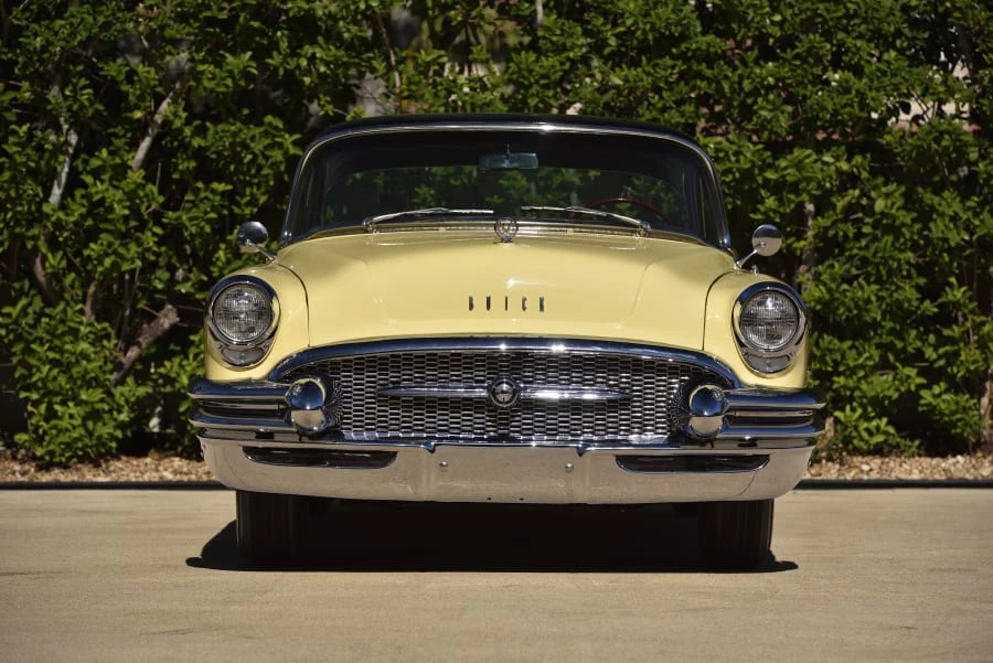 1955 Buick Roadmaster - Image 4 of 31