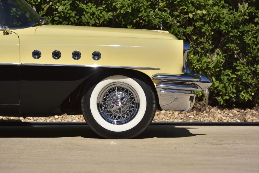 1955 Buick Roadmaster - Image 19 of 31