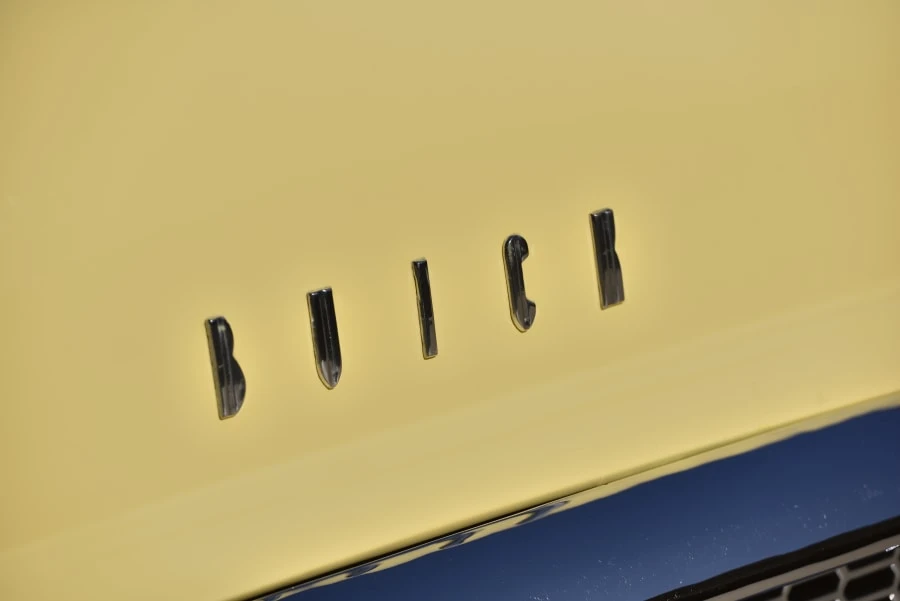 1955 Buick Roadmaster - Image 7 of 31