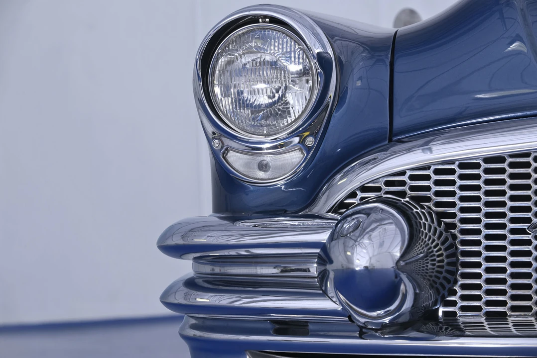 1955 Buick Roadmaster - Image 20 of 31