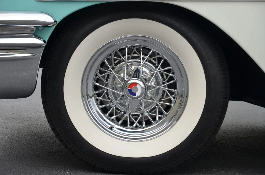 1955 Buick Roadmaster - Image 10 of 12