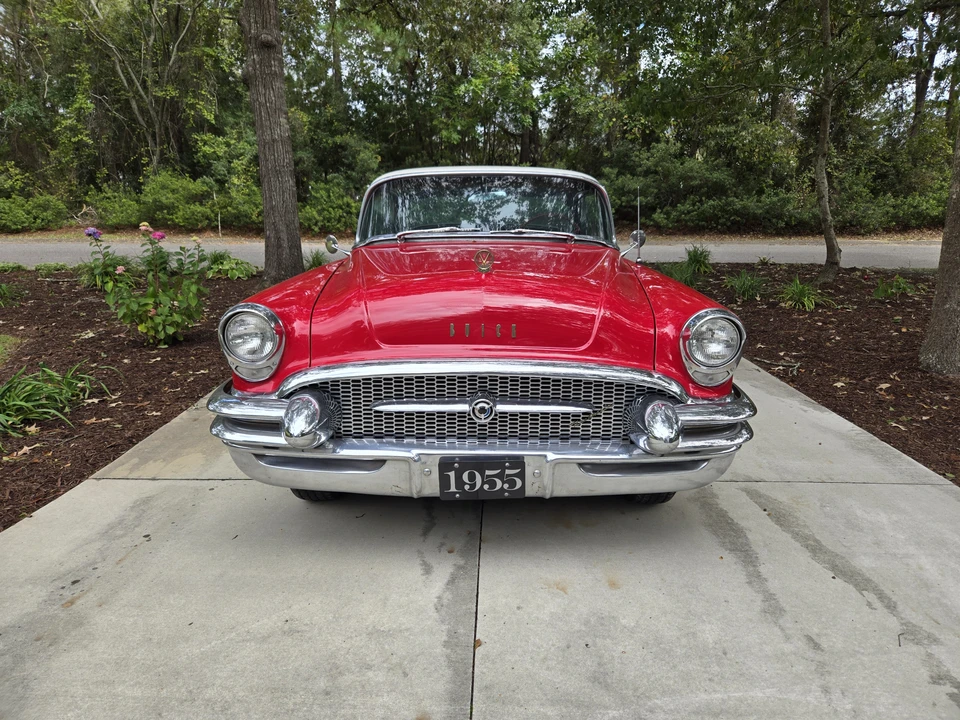 1955 Buick Roadmaster - Image 2 of 31
