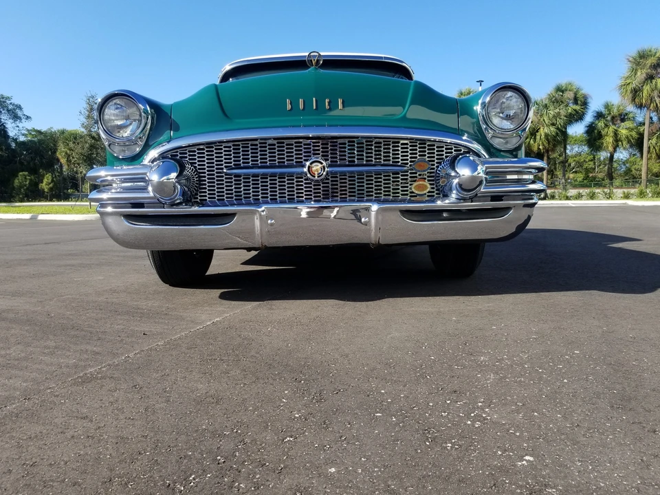 1955 Buick Roadmaster - Image 10 of 31