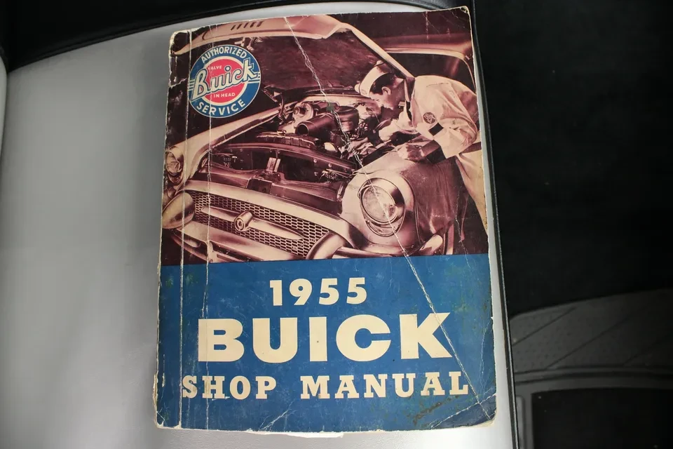 1955 Buick Roadmaster - Image 10 of 20