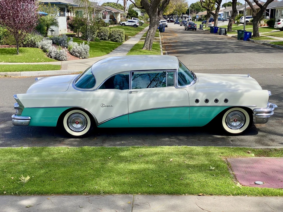 1955 Buick Super - Image 21 of 31