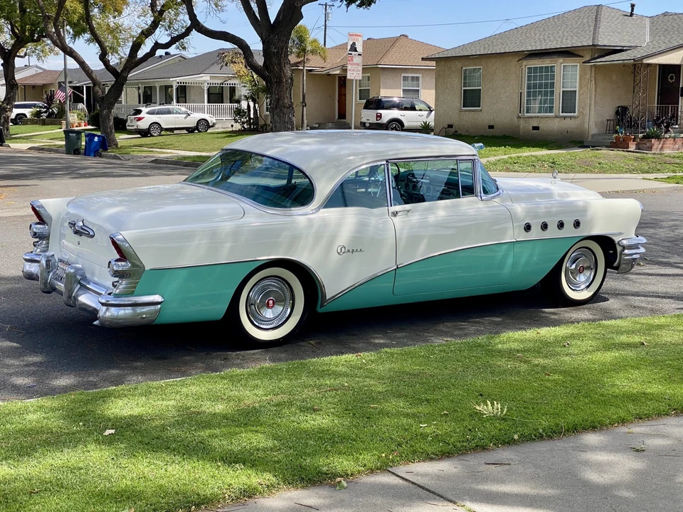 1955 Buick Super - Image 19 of 31