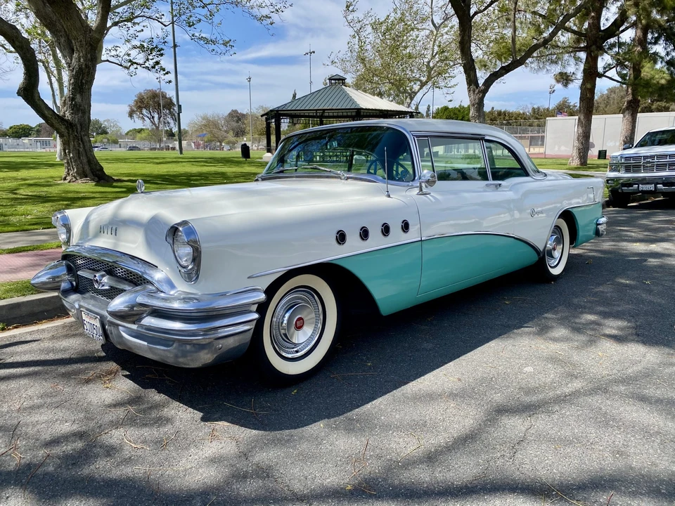 1955 Buick Super - Image 3 of 31
