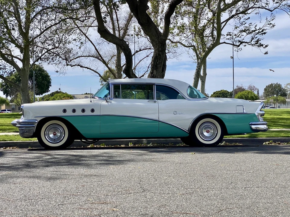 1955 Buick Super - Image 10 of 31