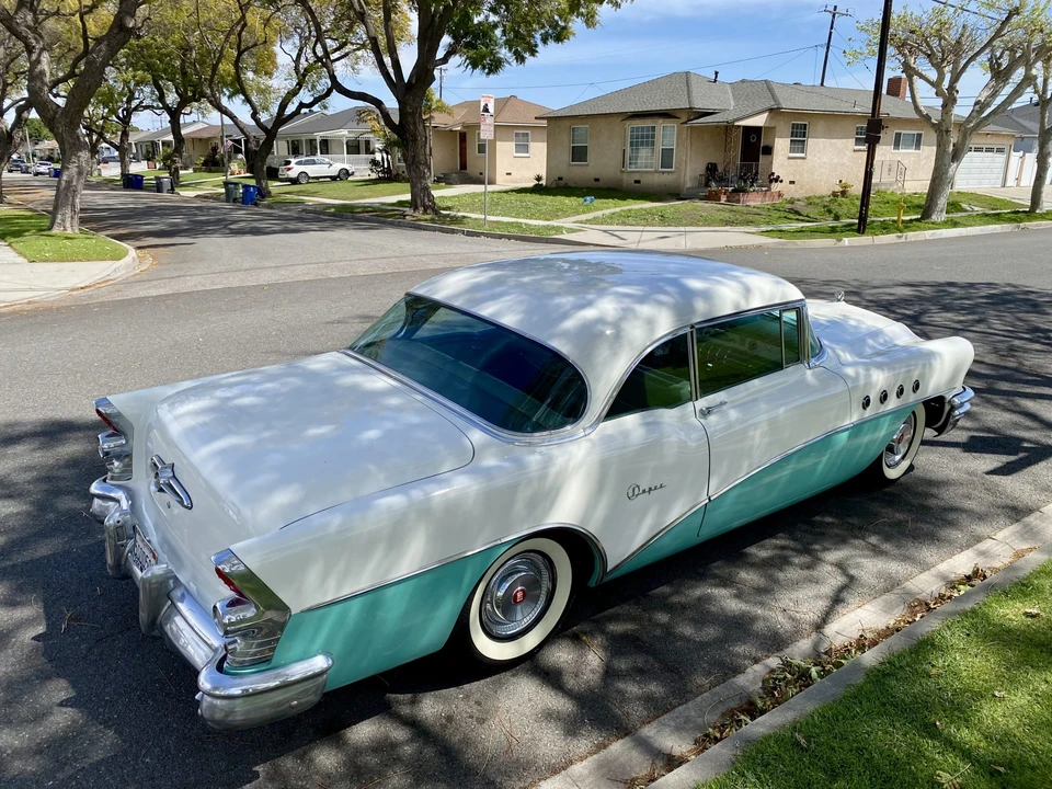 1955 Buick Super - Image 17 of 31