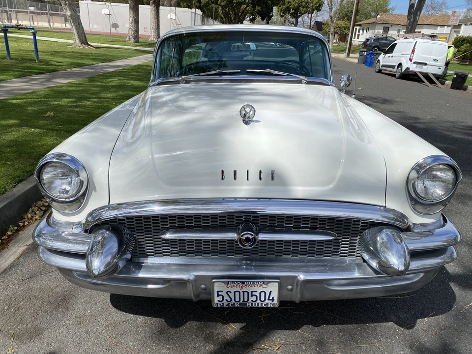 1955 Buick Super - Image 25 of 31