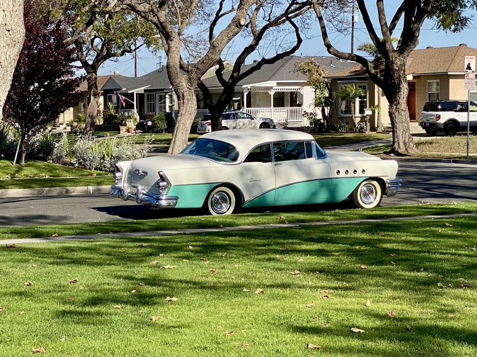 1955 Buick Super - Image 18 of 31