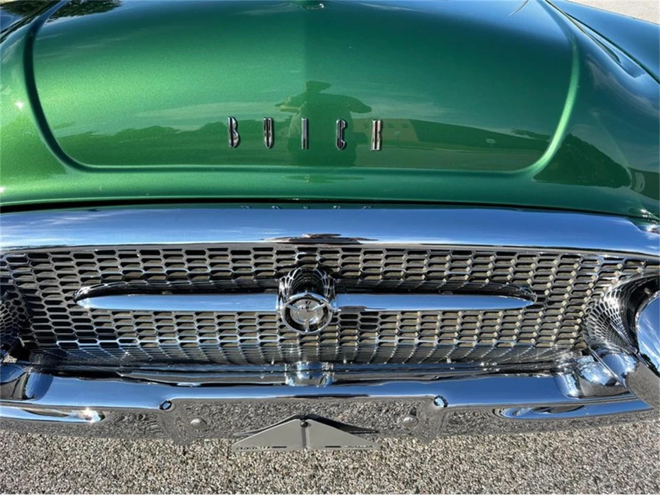 1955 Buick Super - Image 16 of 31