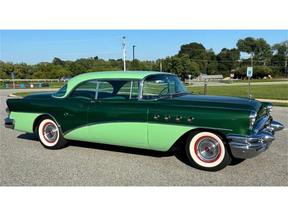 1955 Buick Super - Image 23 of 31