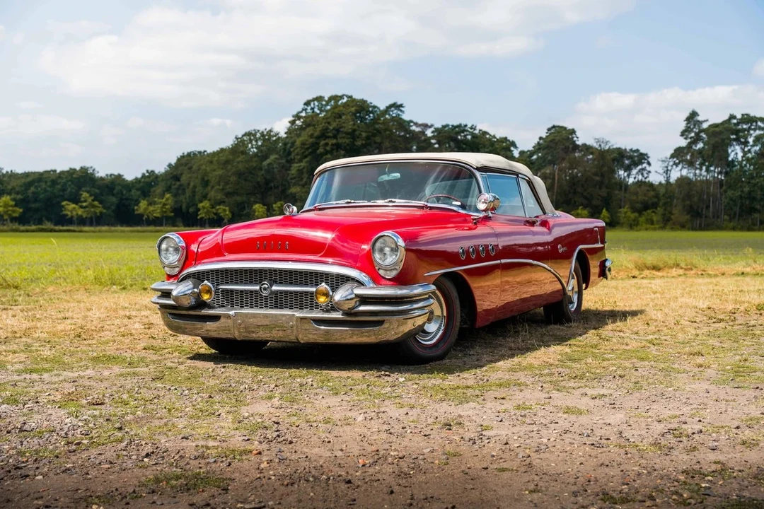 1955 Buick Super - Image 9 of 31