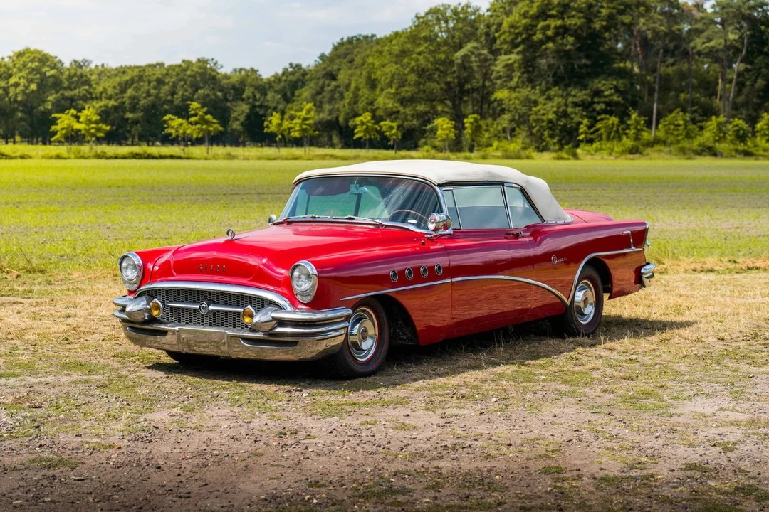1955 Buick Super - Image 13 of 31