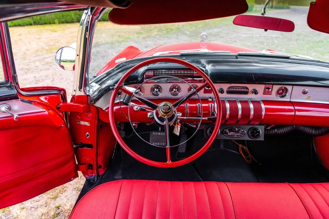 1955 Buick Super - Image 21 of 31