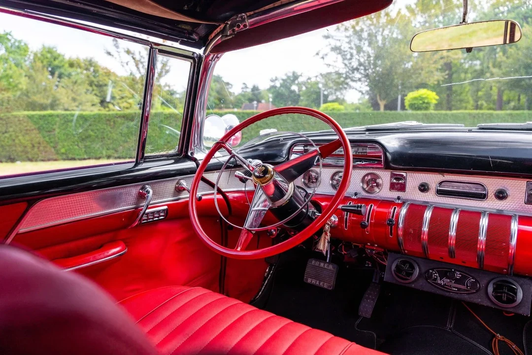 1955 Buick Super - Image 23 of 31