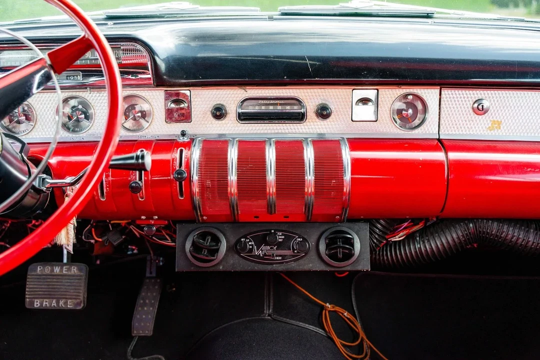 1955 Buick Super - Image 24 of 31
