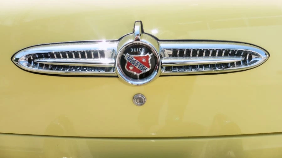1955 Buick Super - Image 9 of 12