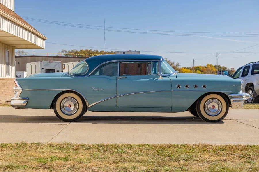 1955 Buick Super - Image 17 of 31