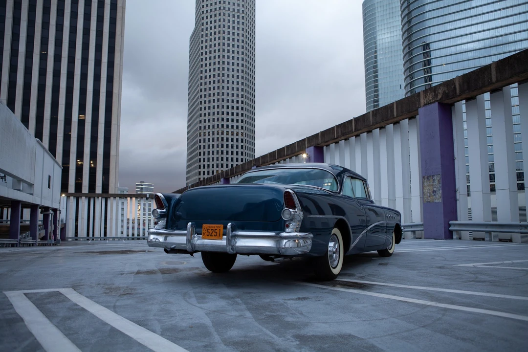 1955 Buick Super - Image 11 of 31